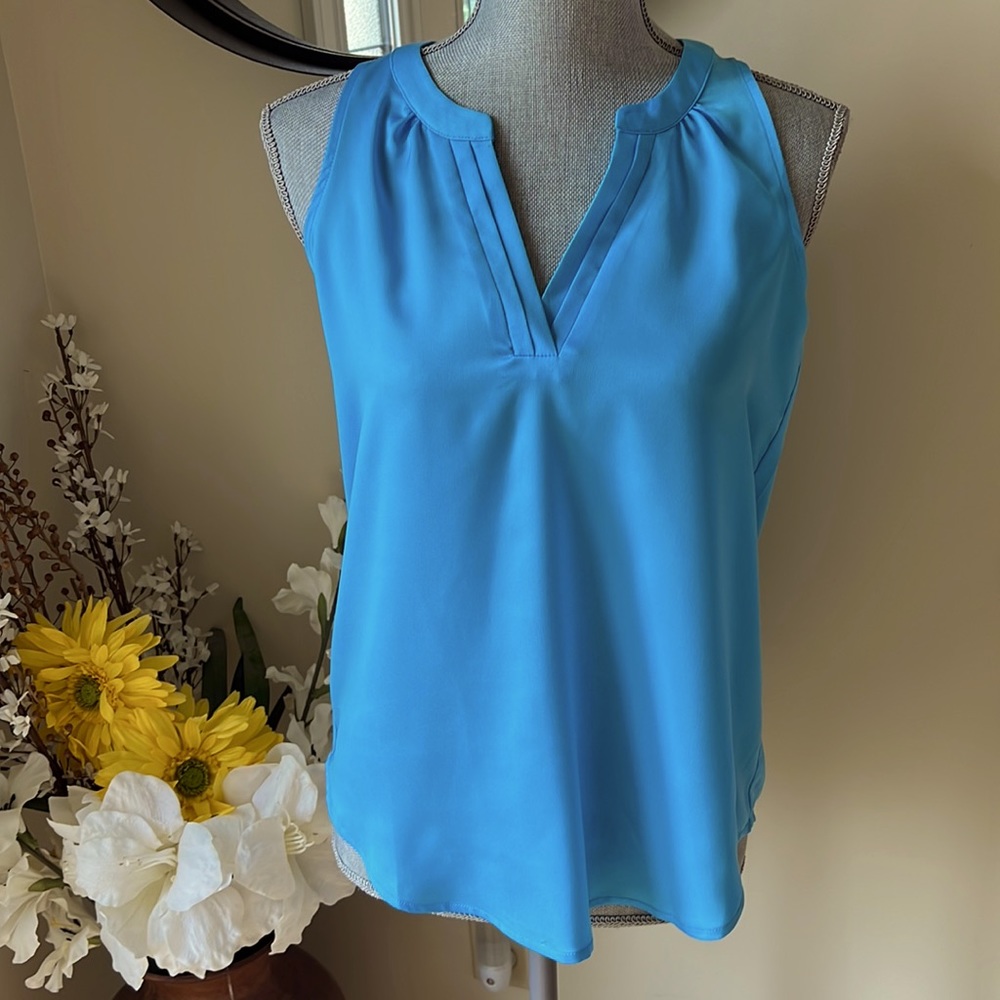 NWT Jade Ocean V Sleeveless Top.  Size XS